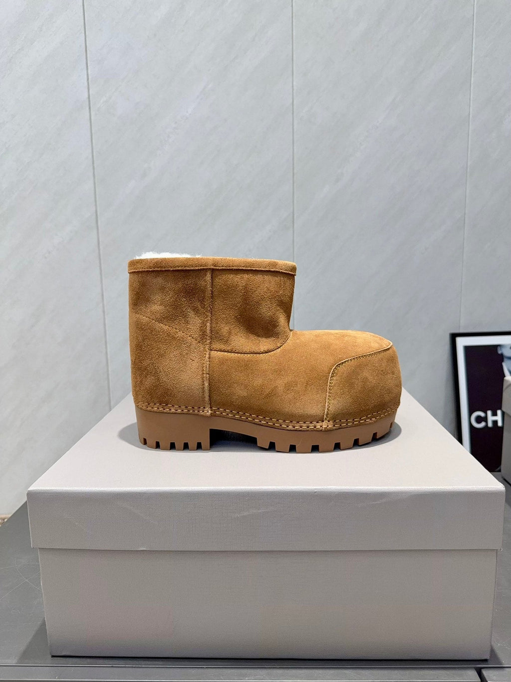 BALENCIAGA 25S LOW ANKLE BOOTS PLATFORM HEEL IN BROWN SUEDE STYLE 6