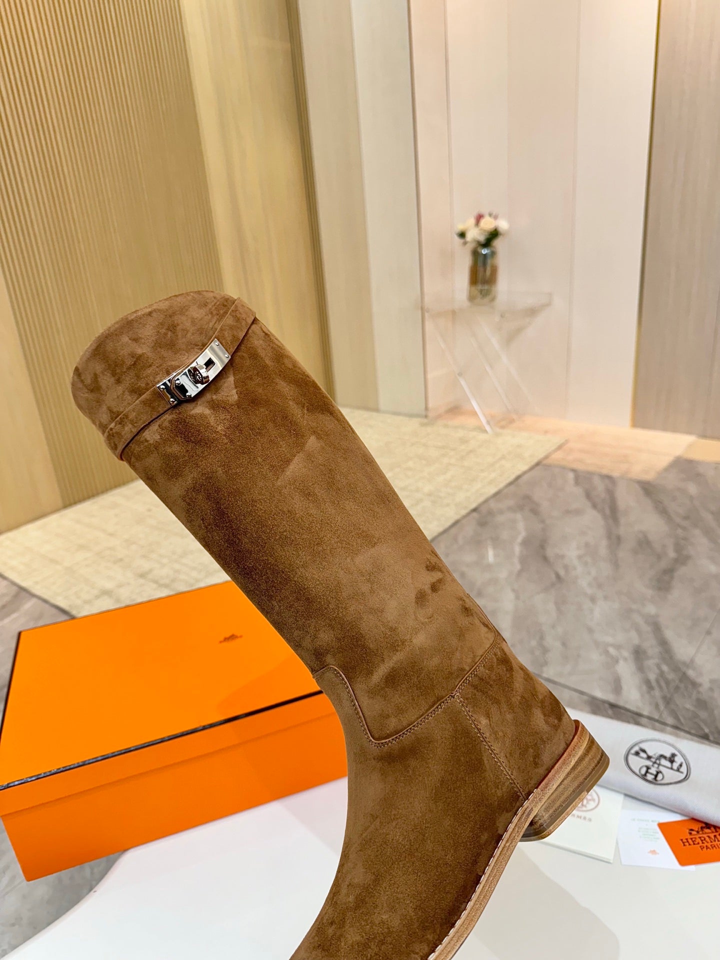 HM 25S JUMPING KNEE-HIGH BOOTS IN BROWN SUEDE WITH SILVER HARDWARE