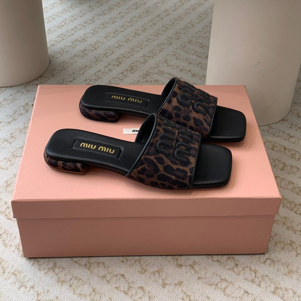 Women's Black Denim Slippers With Brown Straps