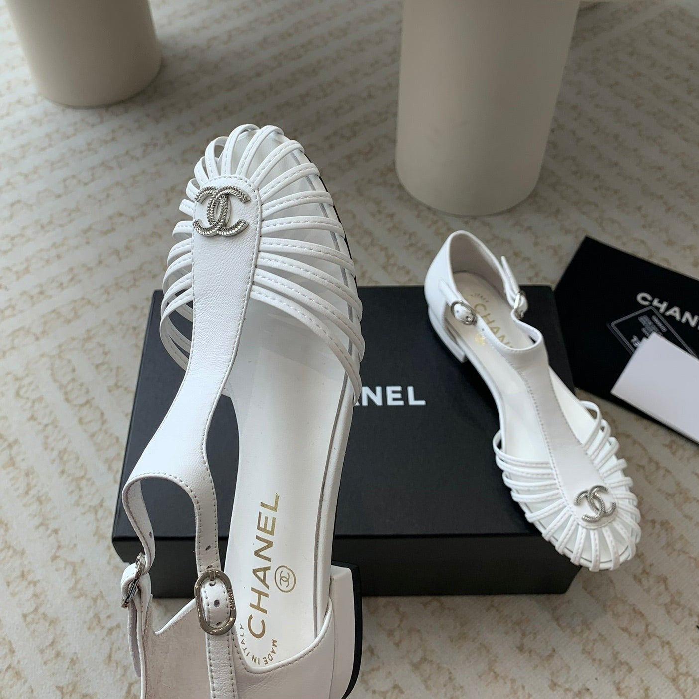 Summer New Hollow Roman Sandals White Sheepskin