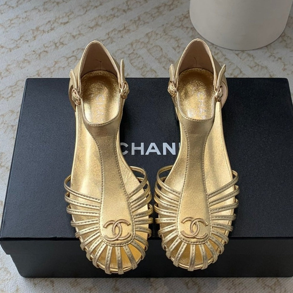 Summer New Hollow Roman Sandals Gold Sheepskin