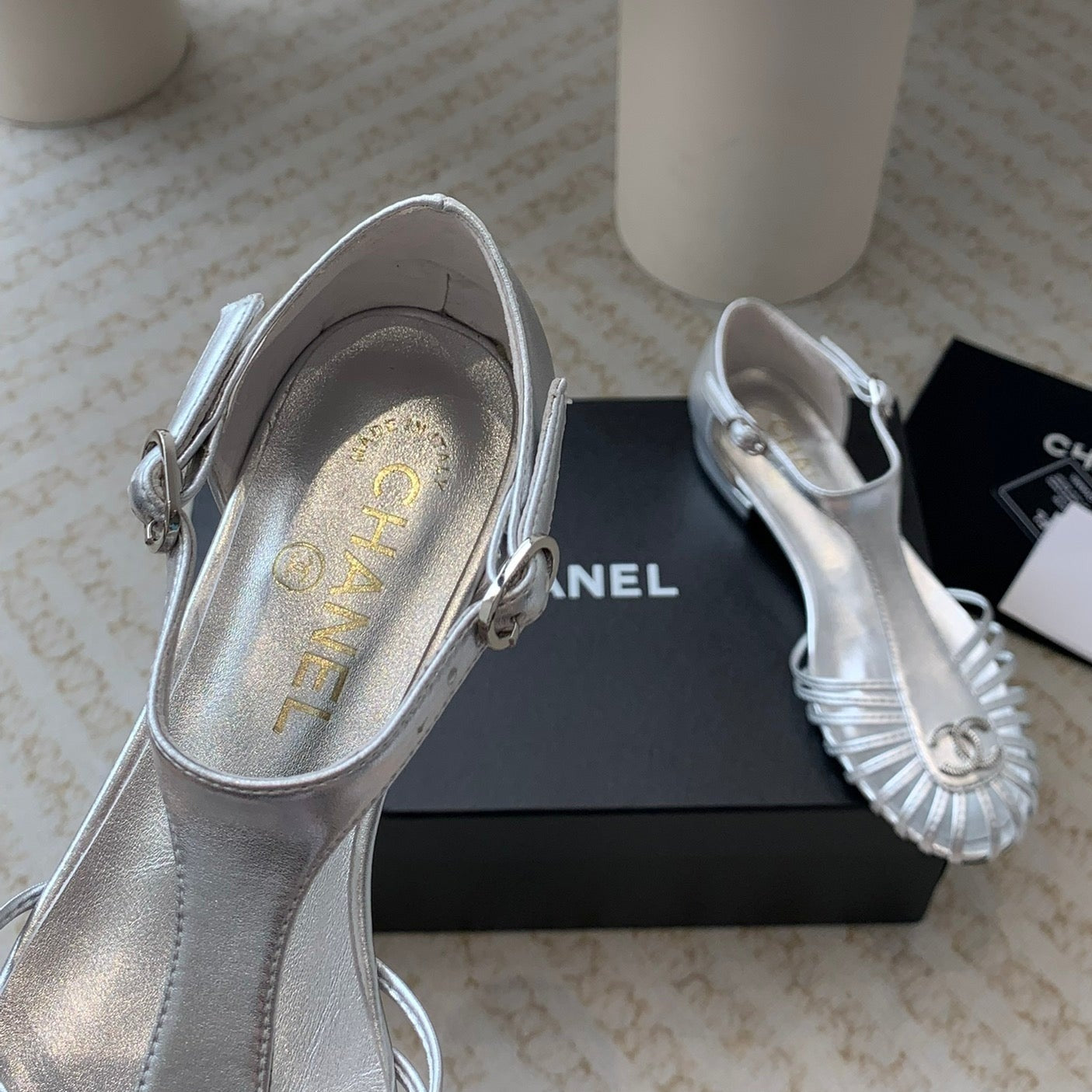 Summer New Hollow Roman Sandals Silver Sheepskin