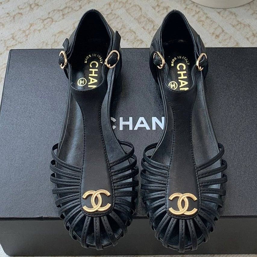 Summer New Hollow Roman Sandals Black Sheepskin