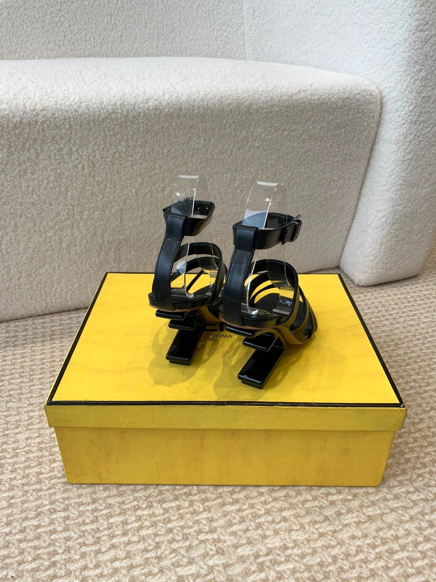 FENDI HIGH SANDAL 10 CM IN BLACK CALFSKIN