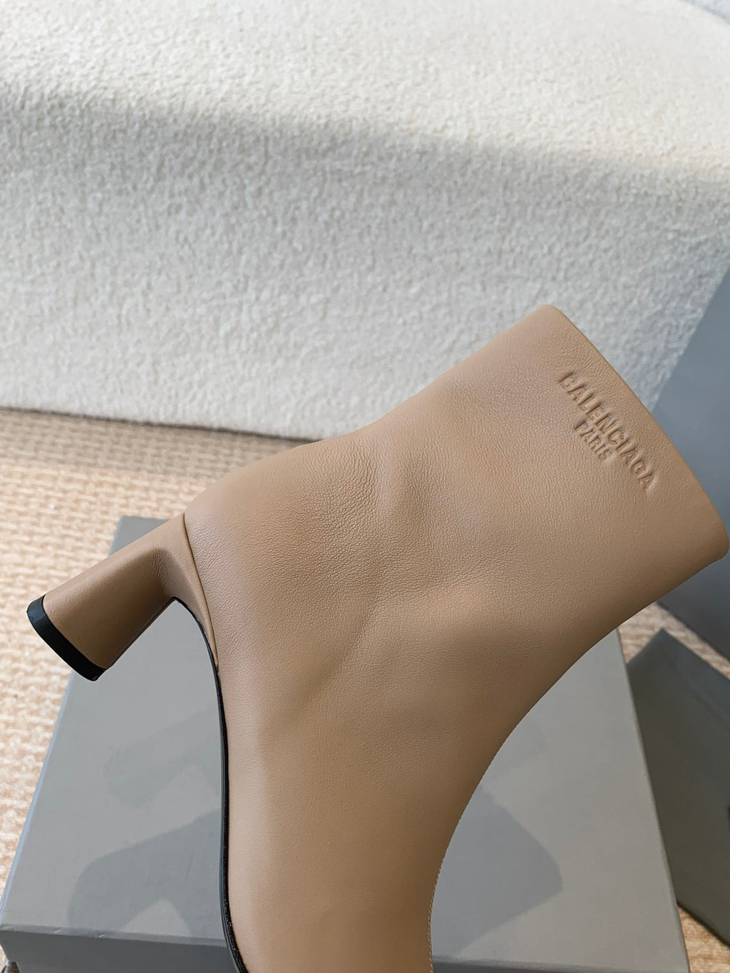 ANKLE BOOTS IN LIGHT BROWN LOGO EMBOSSED SOFT SHEEPSKIN