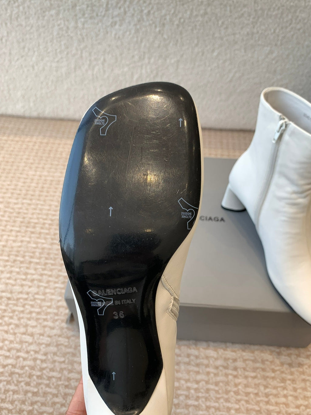 ANKLE BOOTS IN WHITE LOGO EMBOSSED SOFT SHEEPSKIN