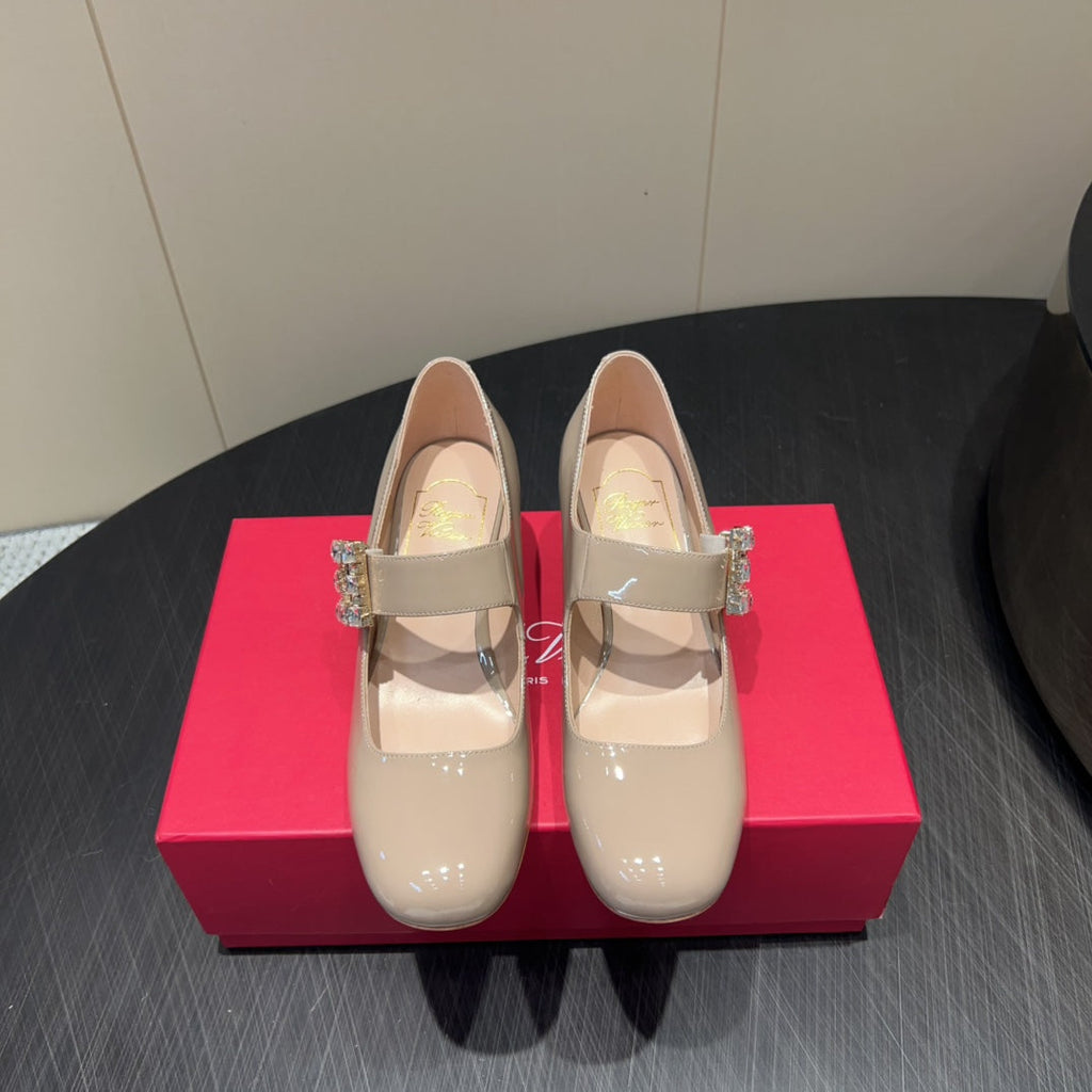 ROGER VIVIER 25S TRÈS VIVIER 50MM IN NUDE CALFSKIN WITH RHINESTONE BUCKLE