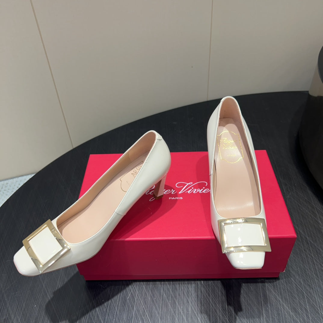 ROGER VIVIER 25S BELLE VIVIER PUMPS 70MM IN WHITE CALFSKIN GOLD BUCKLE