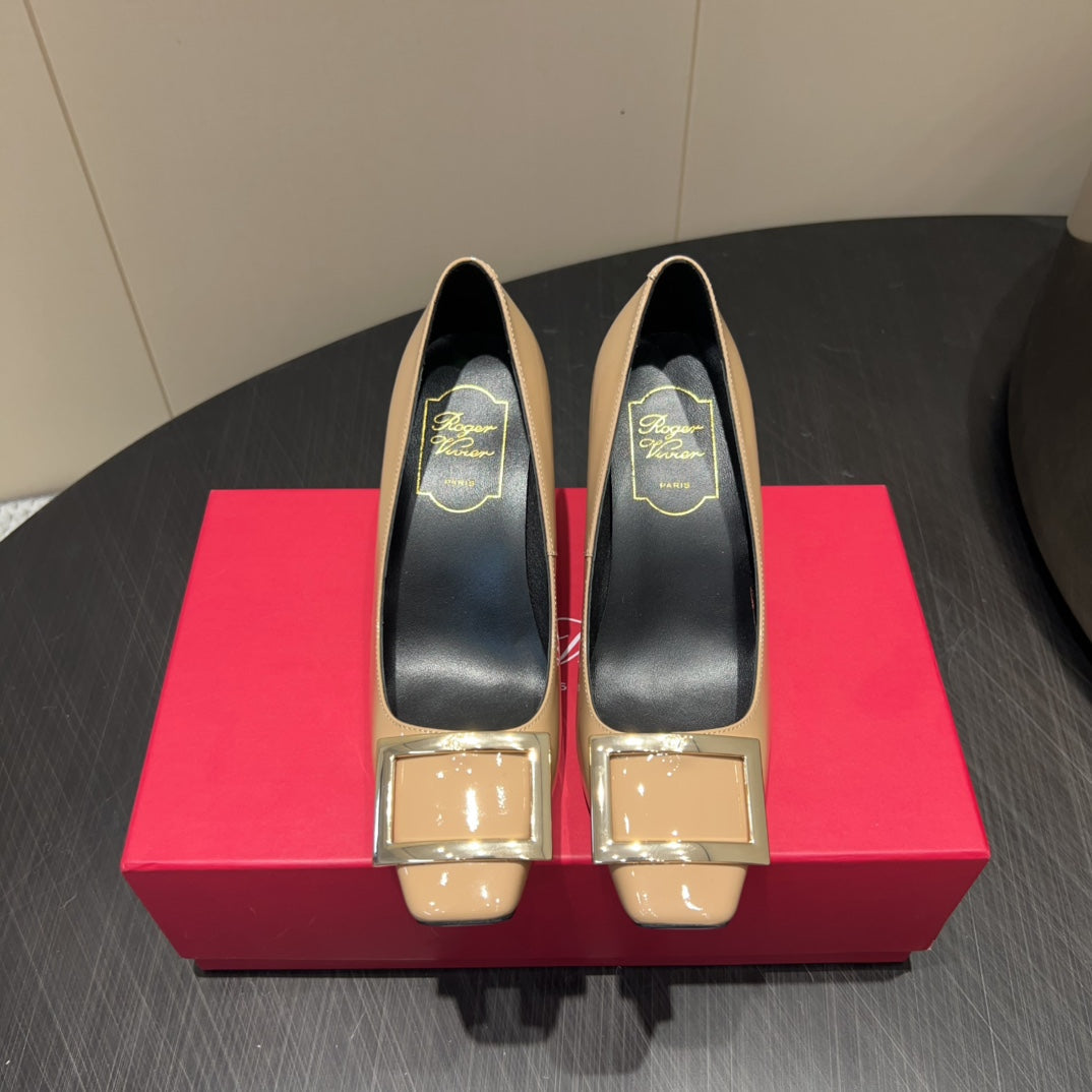 ROGER VIVIER 25S BELLE VIVIER PUMPS 70MM IN BEIGE CALFSKIN GOLD BUCKLE