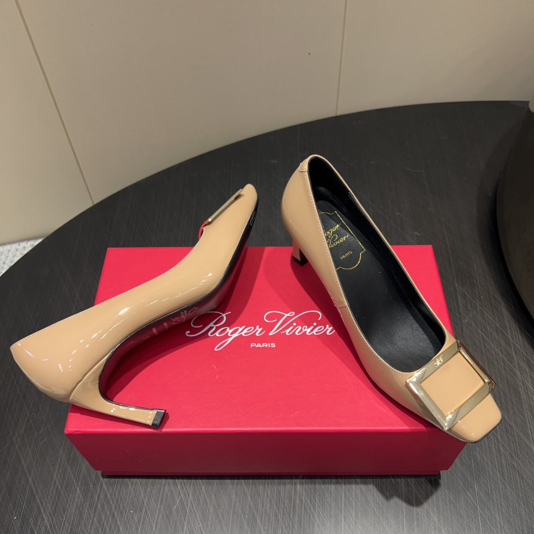 ROGER VIVIER 25S BELLE VIVIER PUMPS 70MM IN BEIGE CALFSKIN GOLD BUCKLE