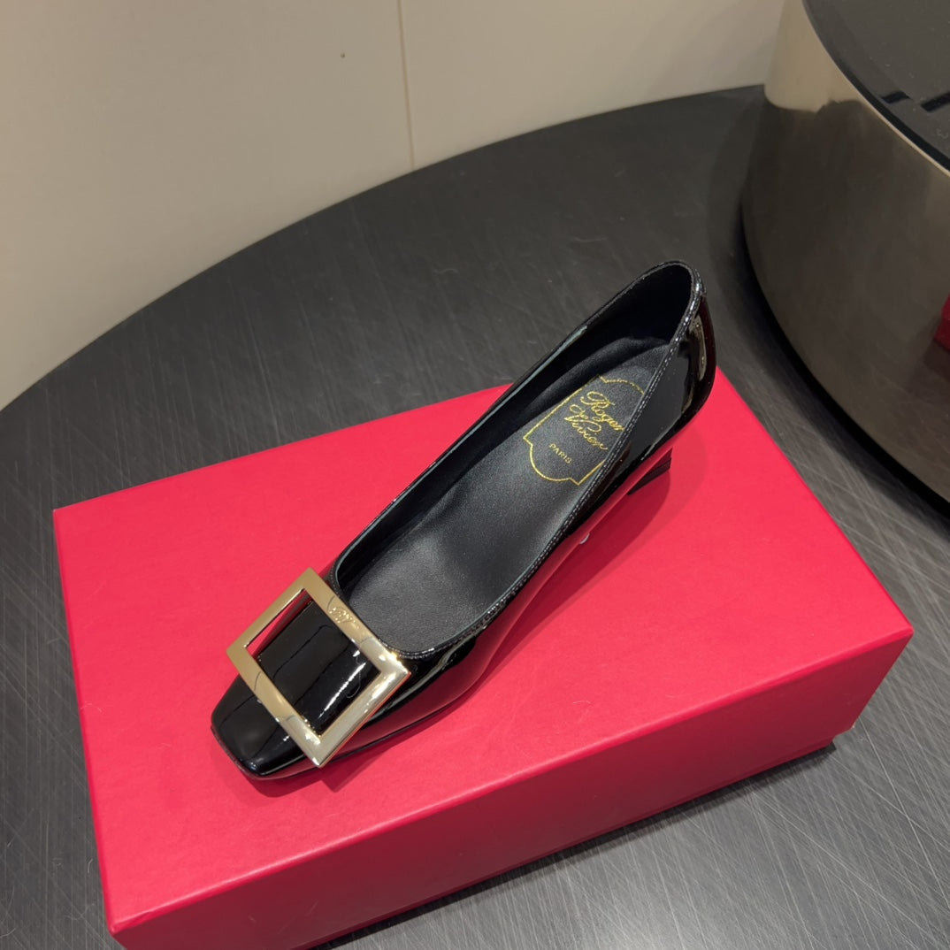 ROGER VIVIER 25S BELLE VIVIER PUMPS 45MM IN BLACK CALFSKIN GOLD BUCKLE
