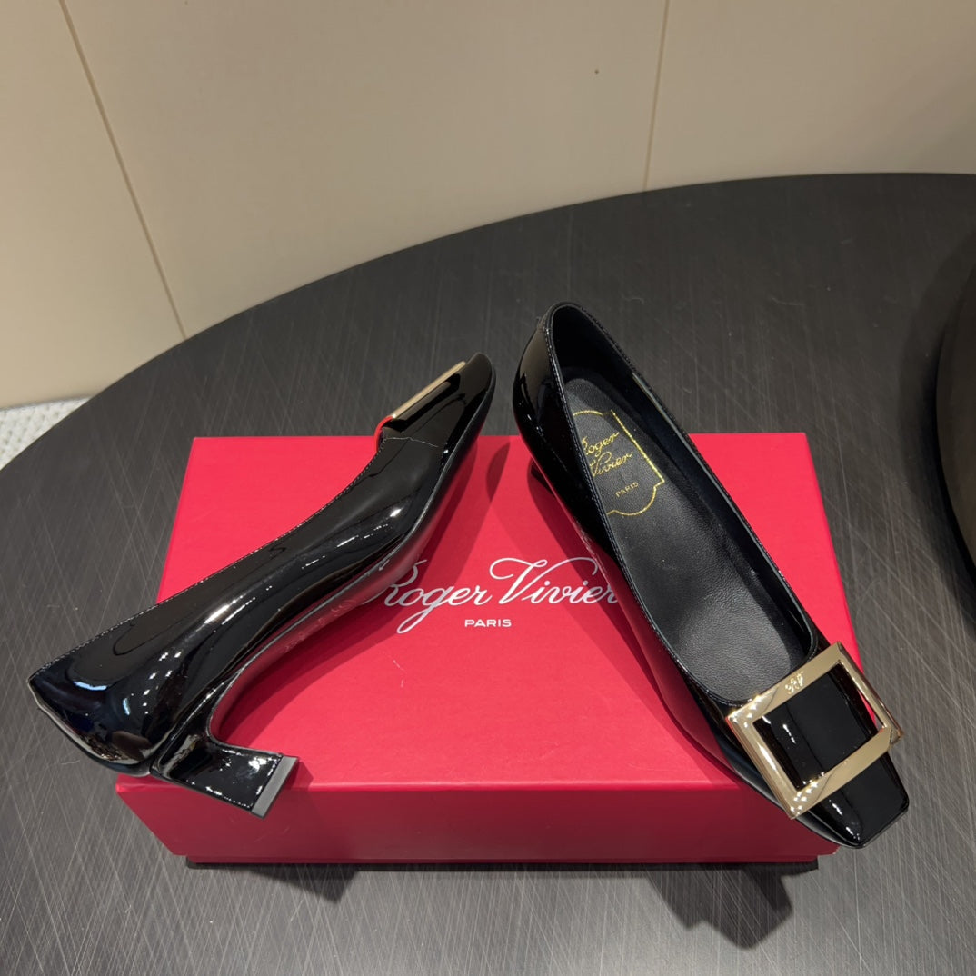 ROGER VIVIER 25S BELLE VIVIER PUMPS 45MM IN BLACK CALFSKIN GOLD BUCKLE