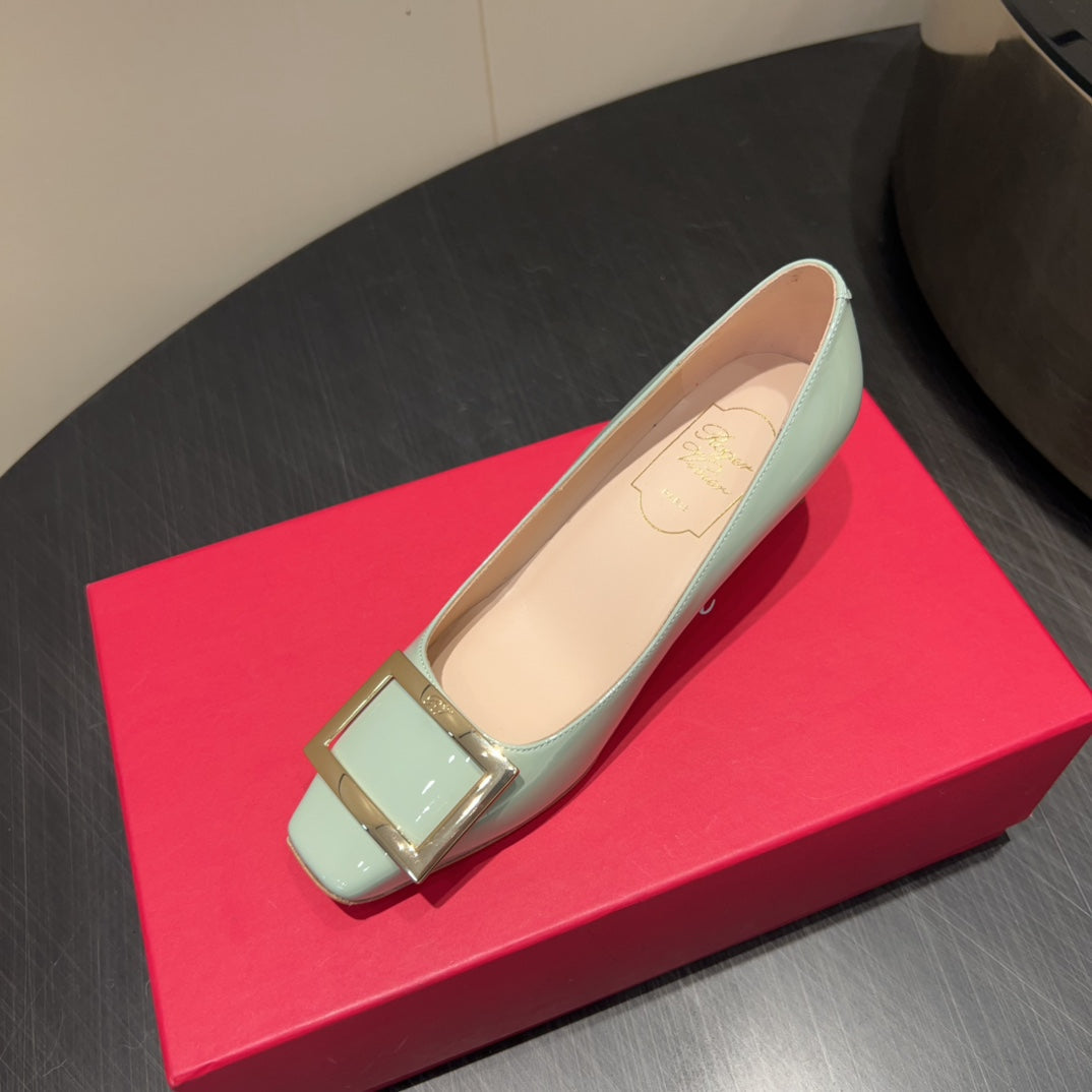 ROGER VIVIER 25S BELLE VIVIER PUMPS 45MM IN PALE MINT GREEN CALFSKIN GOLD BUCKLE