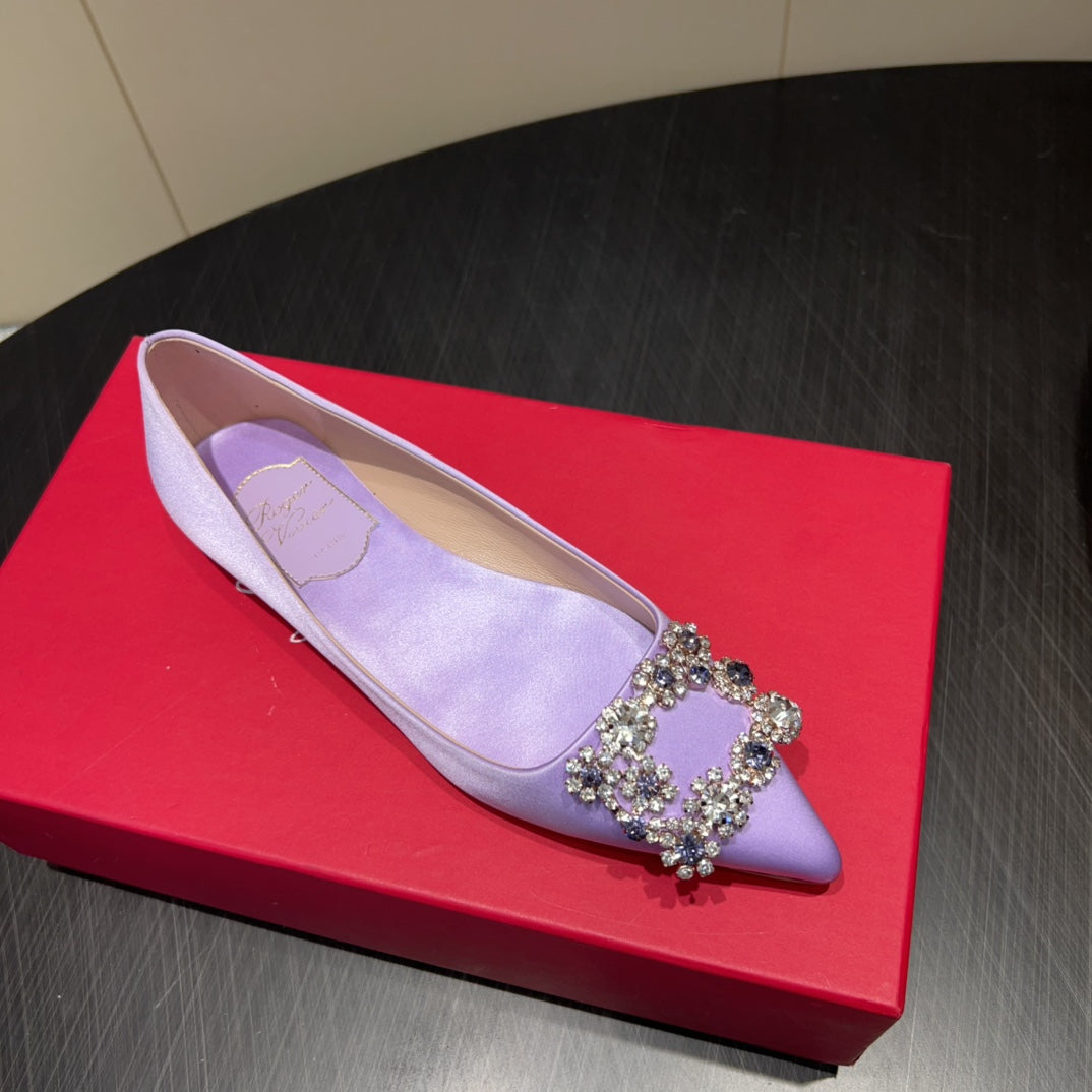 ROGER VIVIER 25S GRETE BALLET FLATS IN LAVENDER SILK WITH EMBELLISHED CRYSTALS