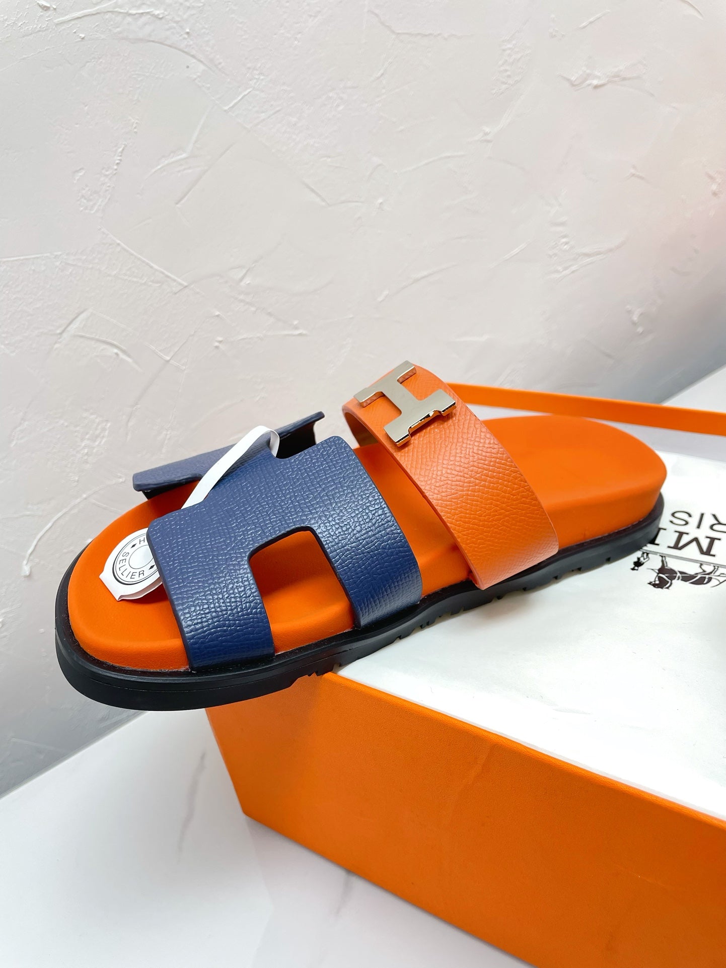 CHYPRE SANDAL LAPIS MIX ORANGE LAMBSKIN WITH H BUCKLE