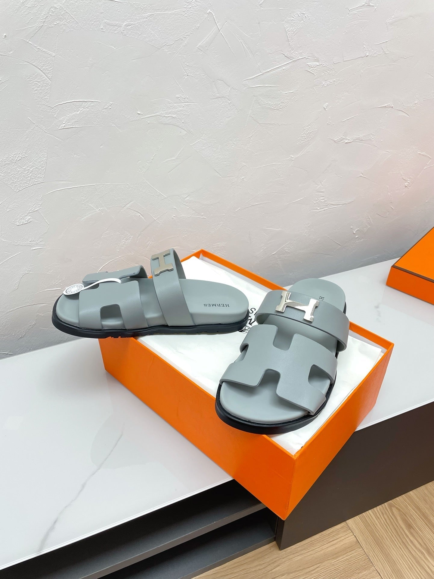 CHYPRE SANDAL PASTEL BLUE LAMBSKIN WITH H BUCKLE