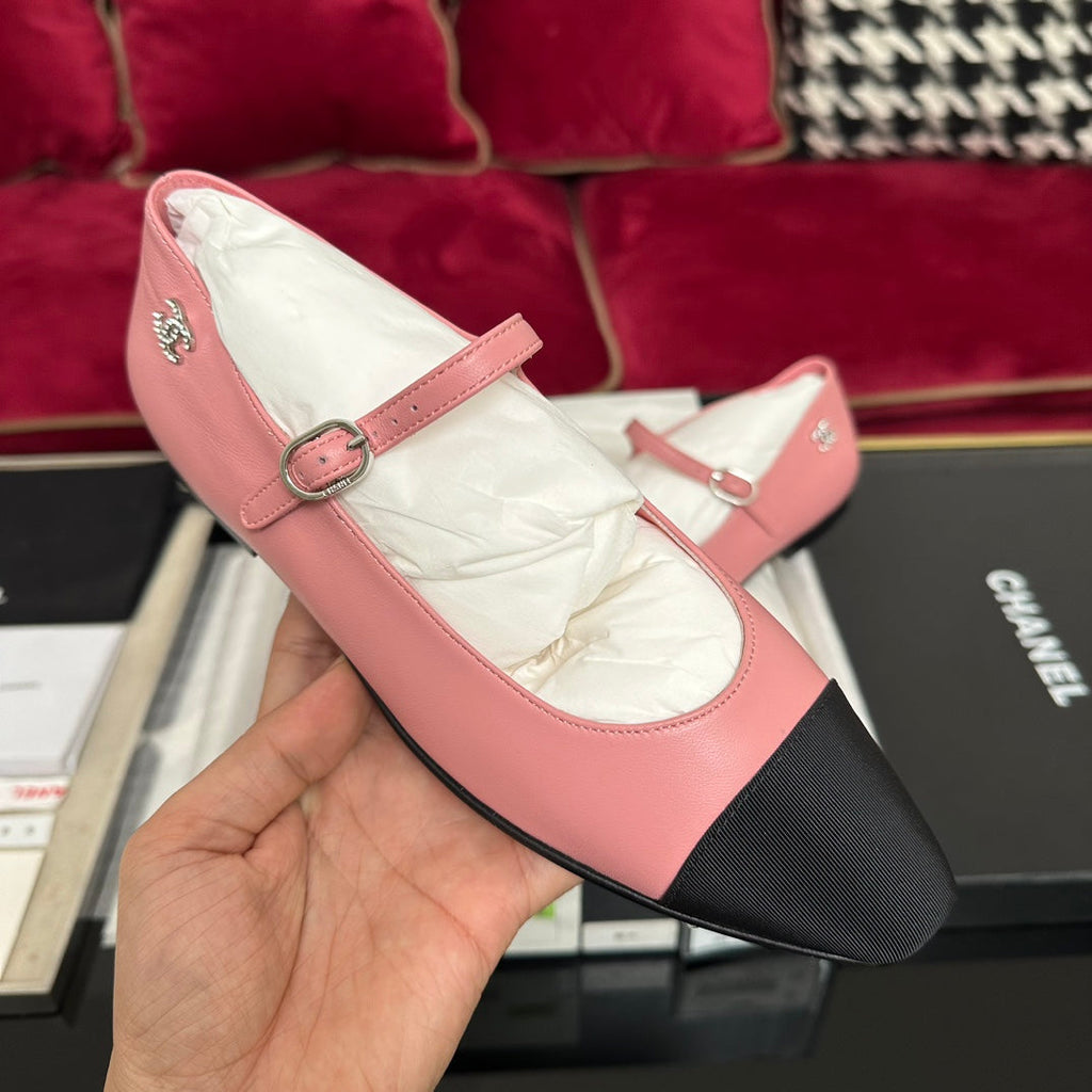 MARY JANE HOT PINK CALFSKIN AND BLACK SATIN