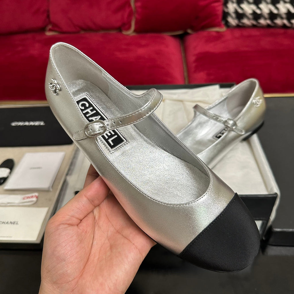 MARY JANE ROUND TOE IN SILVER CALFSKIN AND BLACK SATIN