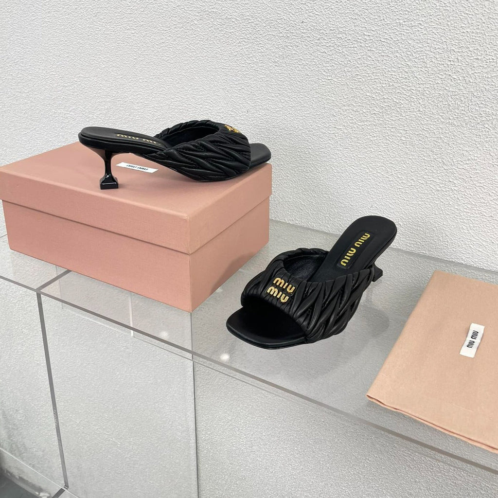 Women's Mid - Heel Black Leather Stylized