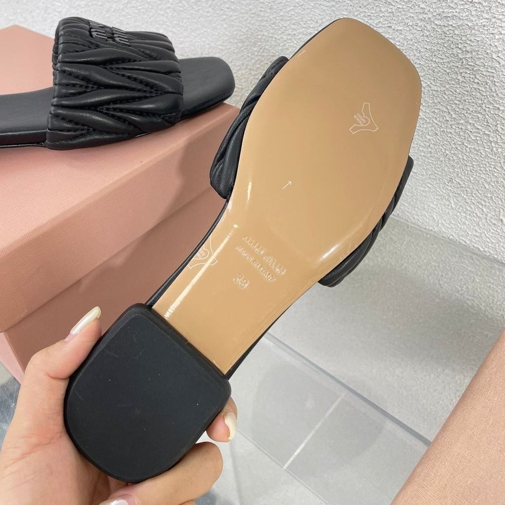 Women's Black Leather Slippers