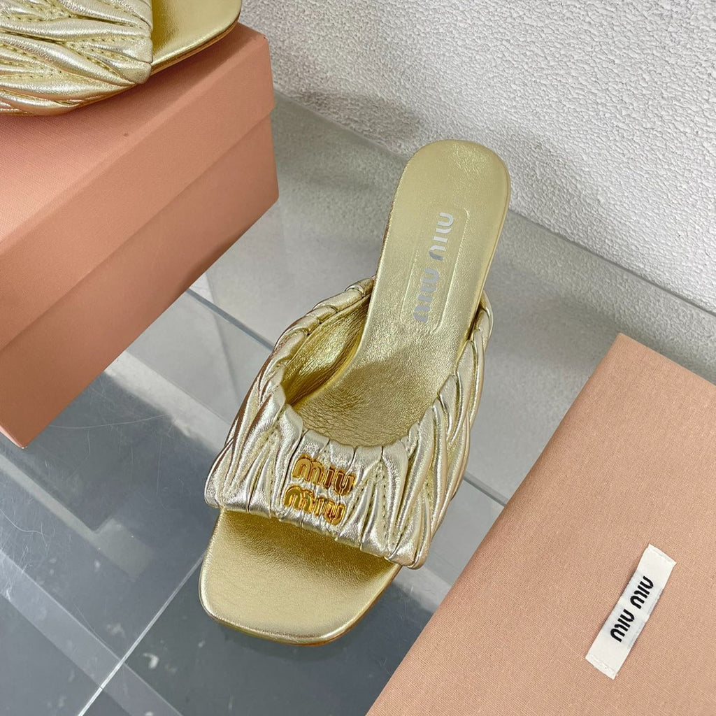 Women's Mid - Heel Metallic Yellow Color Leather Stylized