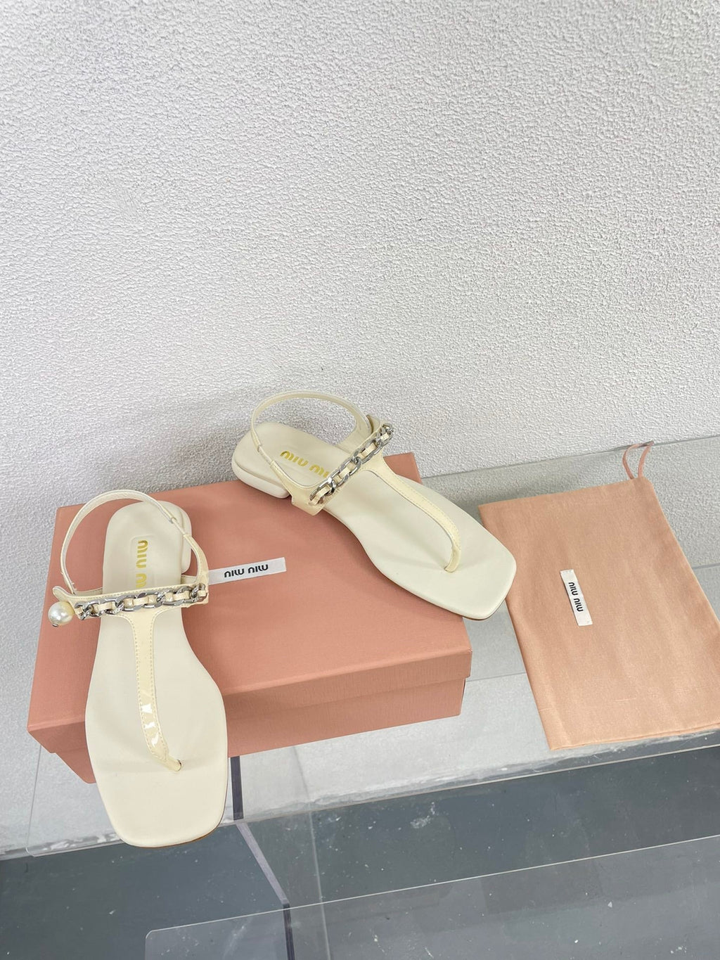 Pearl Chain Flip-Flops Apricot Color Leather