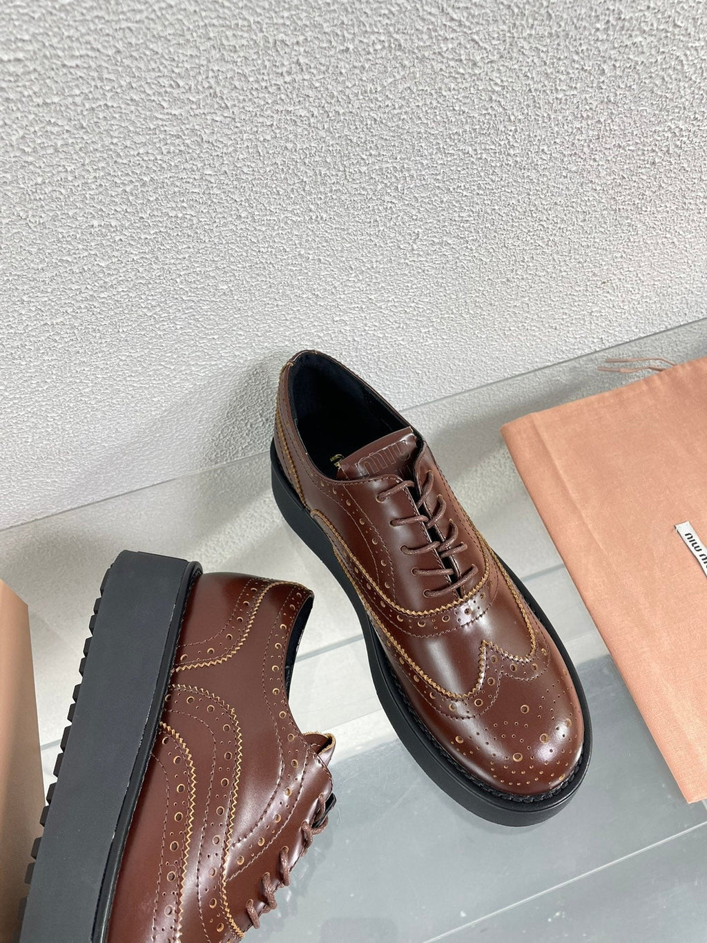 Baroque Thick-Soled Oxford Shoes With Laces Walnut Calfskin