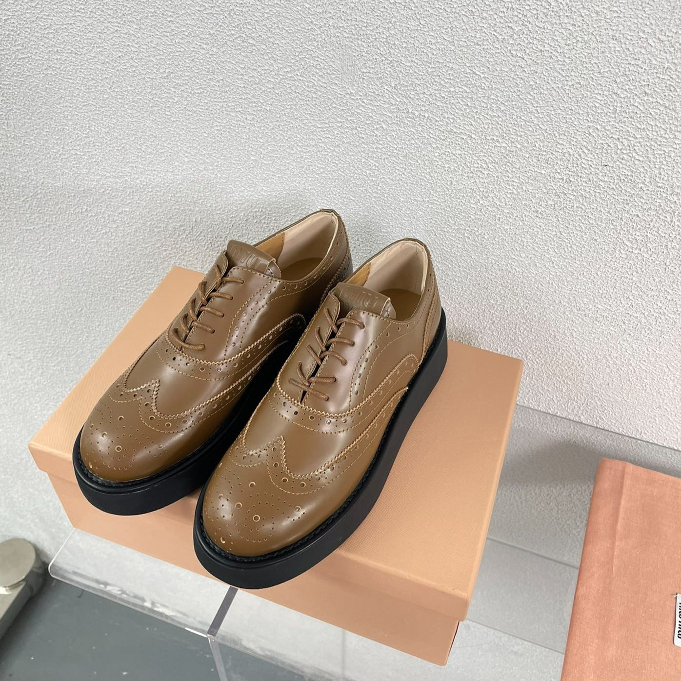 Baroque Thick-Soled Oxford Shoes With Laces Cider Calfskin