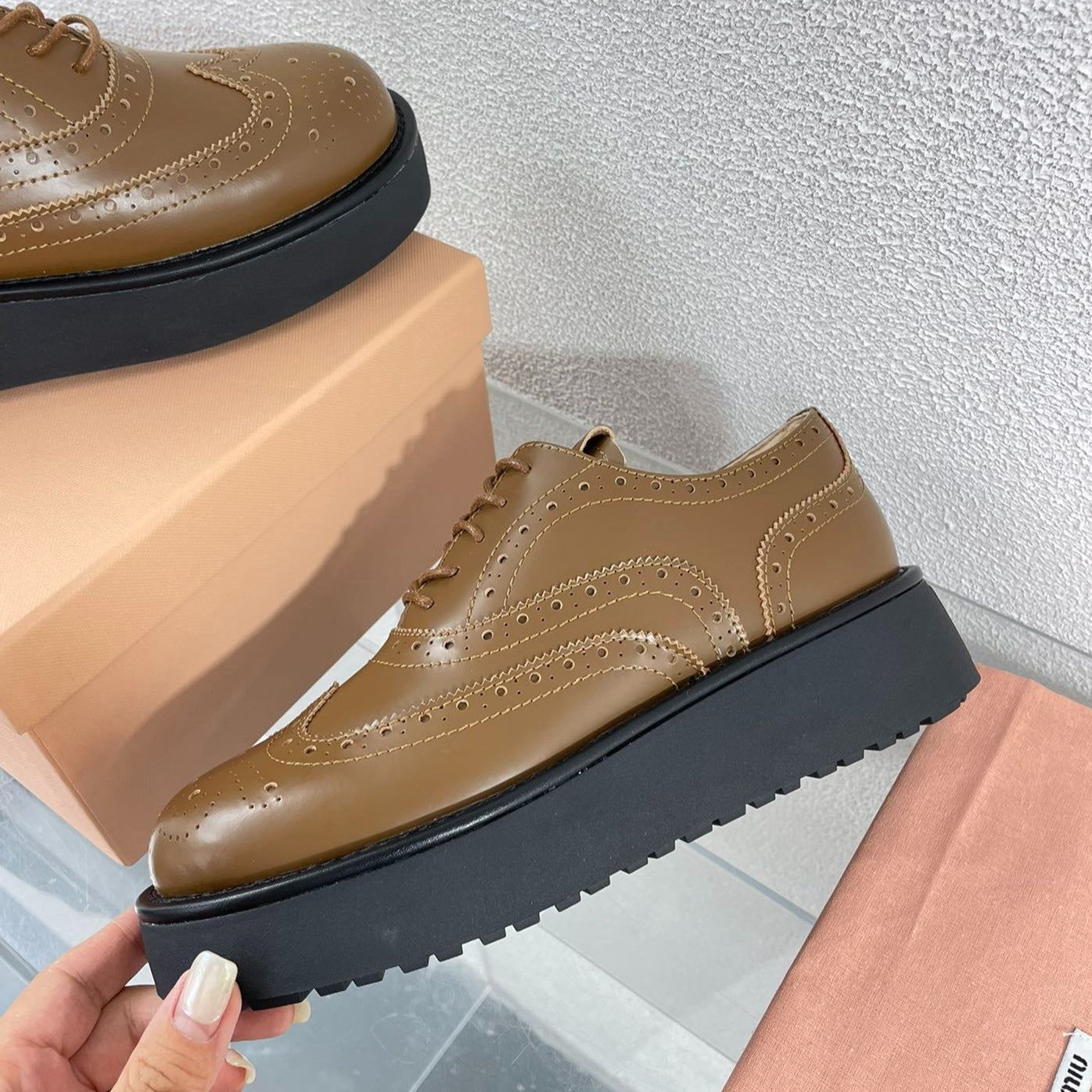 Baroque Thick-Soled Oxford Shoes With Laces Cider Calfskin