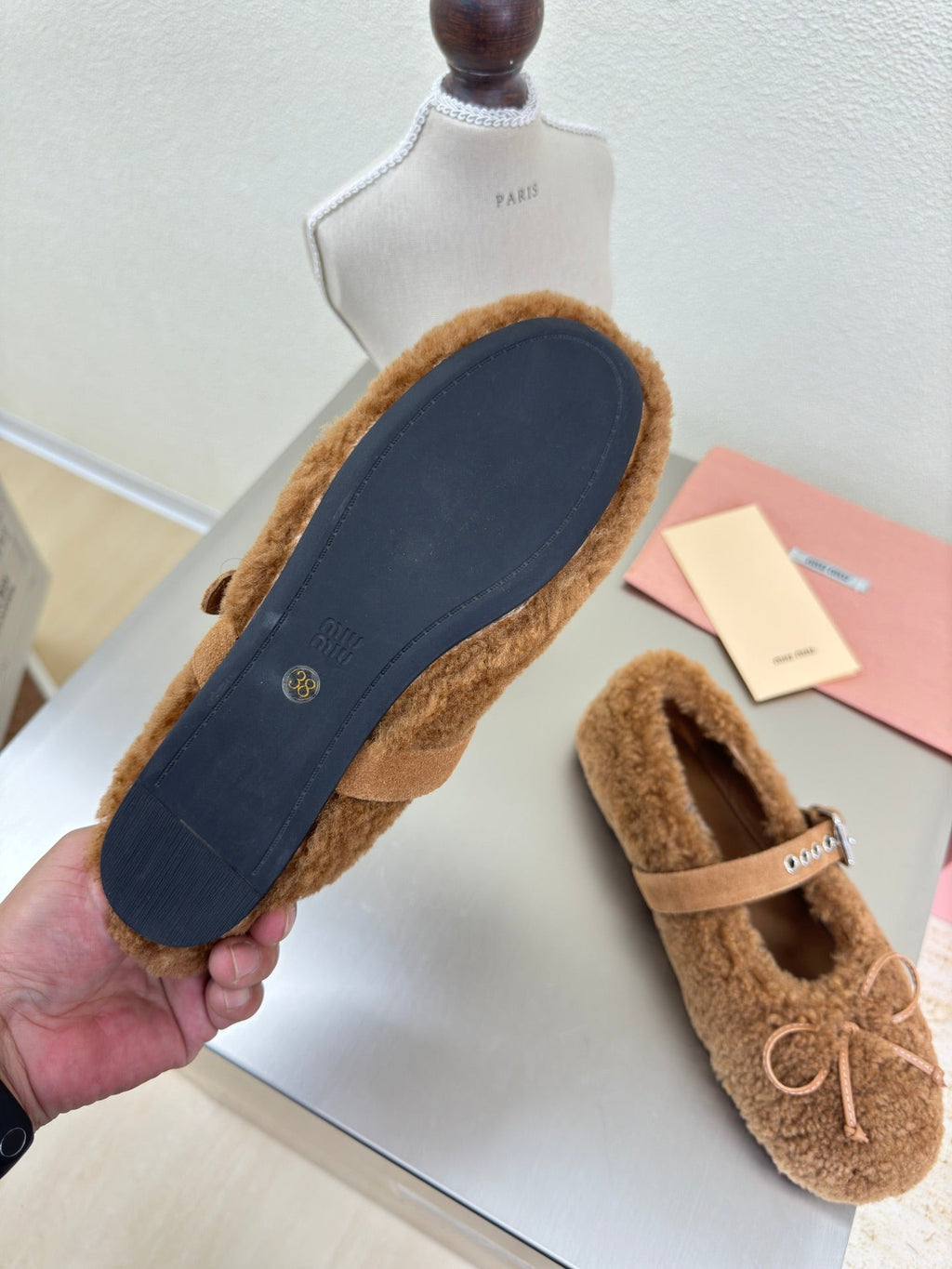 SHEARLING BALLET FLAT BROWN WITH SUEDE STRAP