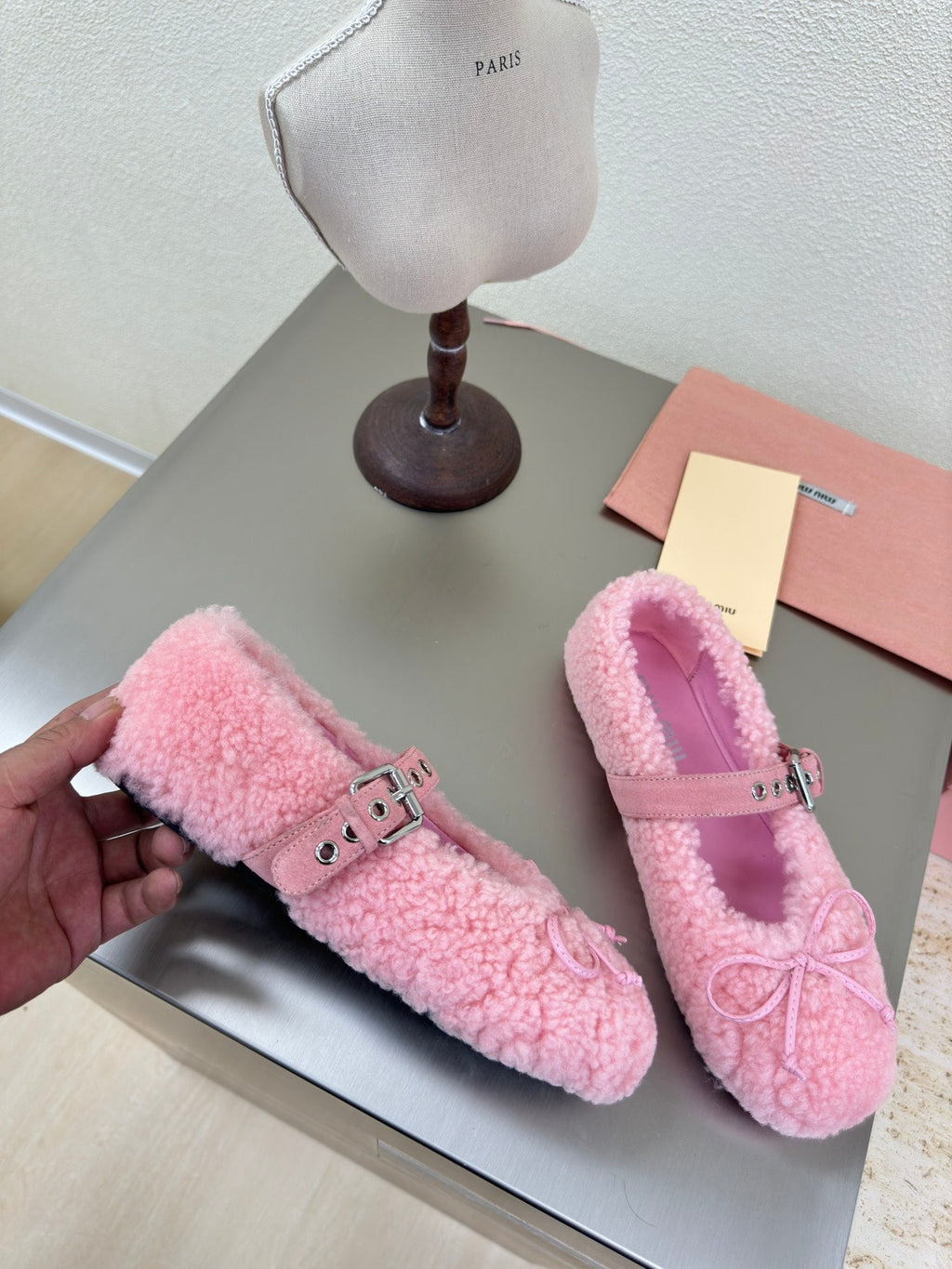 SHEARLING BALLET FLAT PINK WITH SUEDE STRAP
