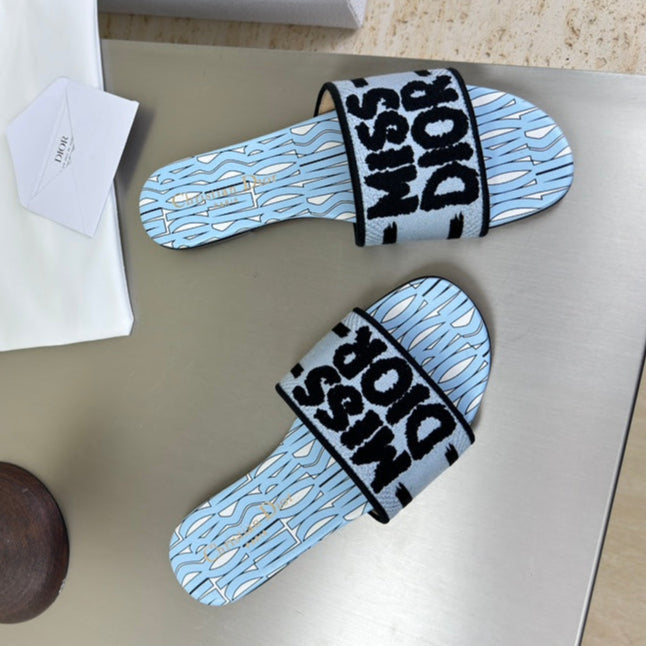 DWAY SLIDE EMBROIDERED COTTON AND POWDER BLUE MISS DIOR ALLOVER MOTIF