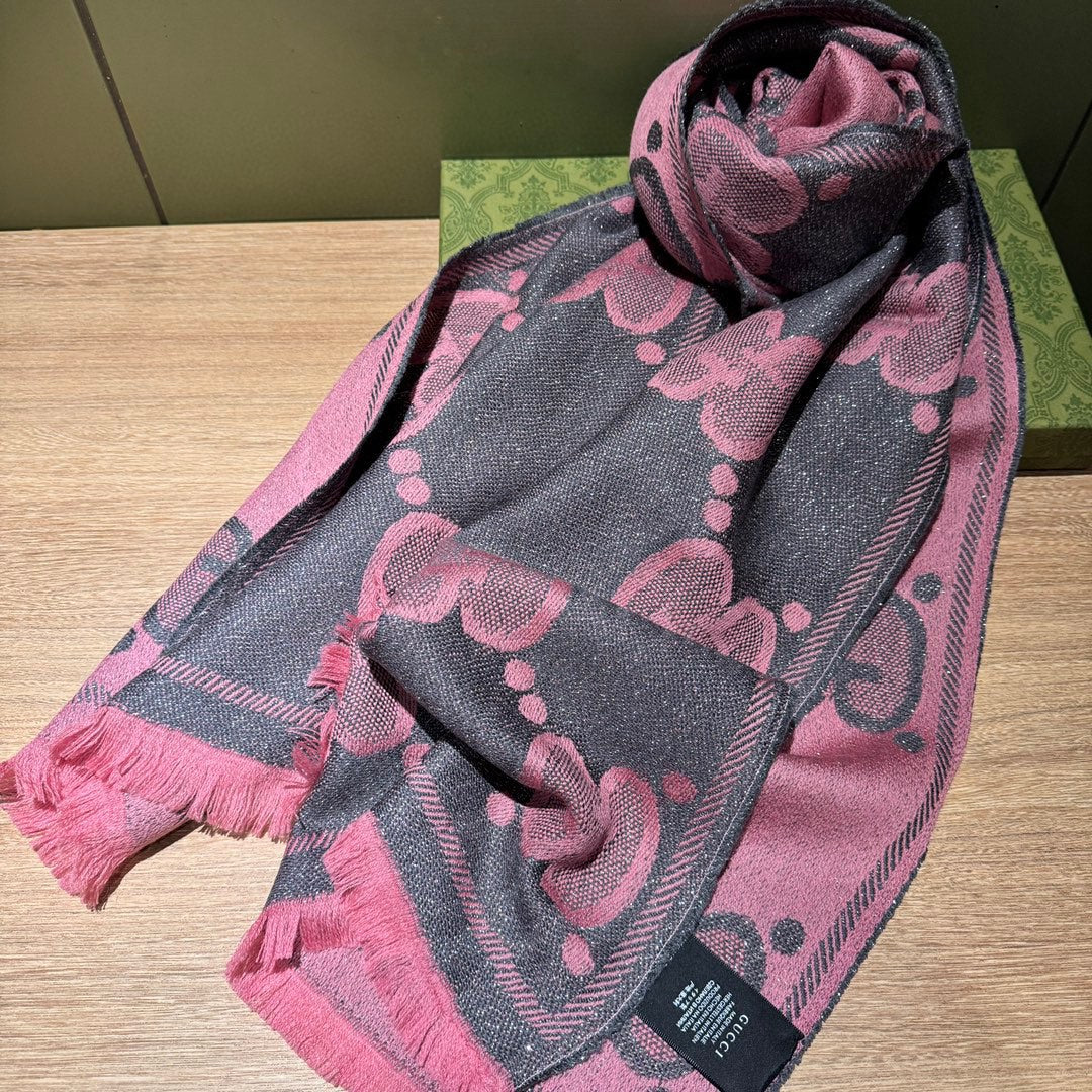 SCARF 195 CM IN DARK PINK GG WOOL LAMÉ JACQUARD 403976