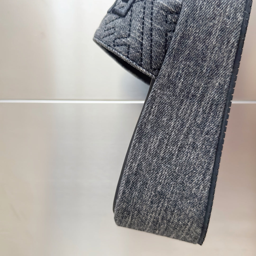 FF Monogram Sunshine 65 Black Fabric Slide