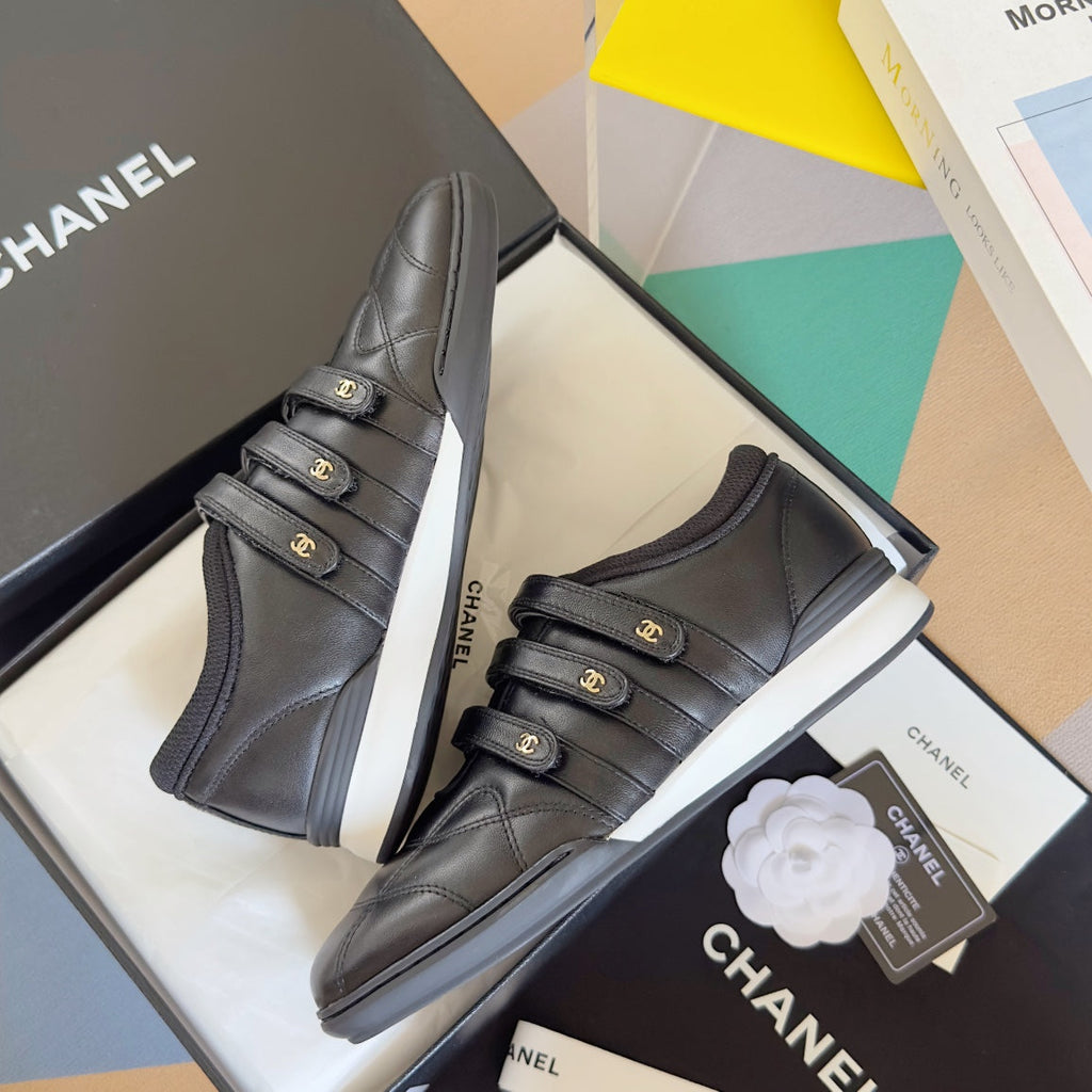 CC MARY JANE SNEAKER IN BLACK LAMBSKIN