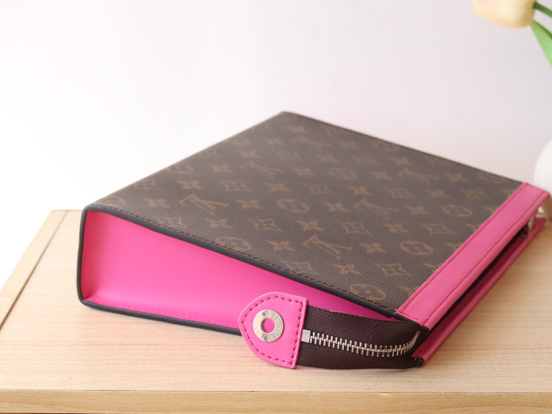 LV 25S POCHETTE VOYAGE 26 IN PONDICHERY PINK MONOGRAM MACASSAR COATED CANVAS
