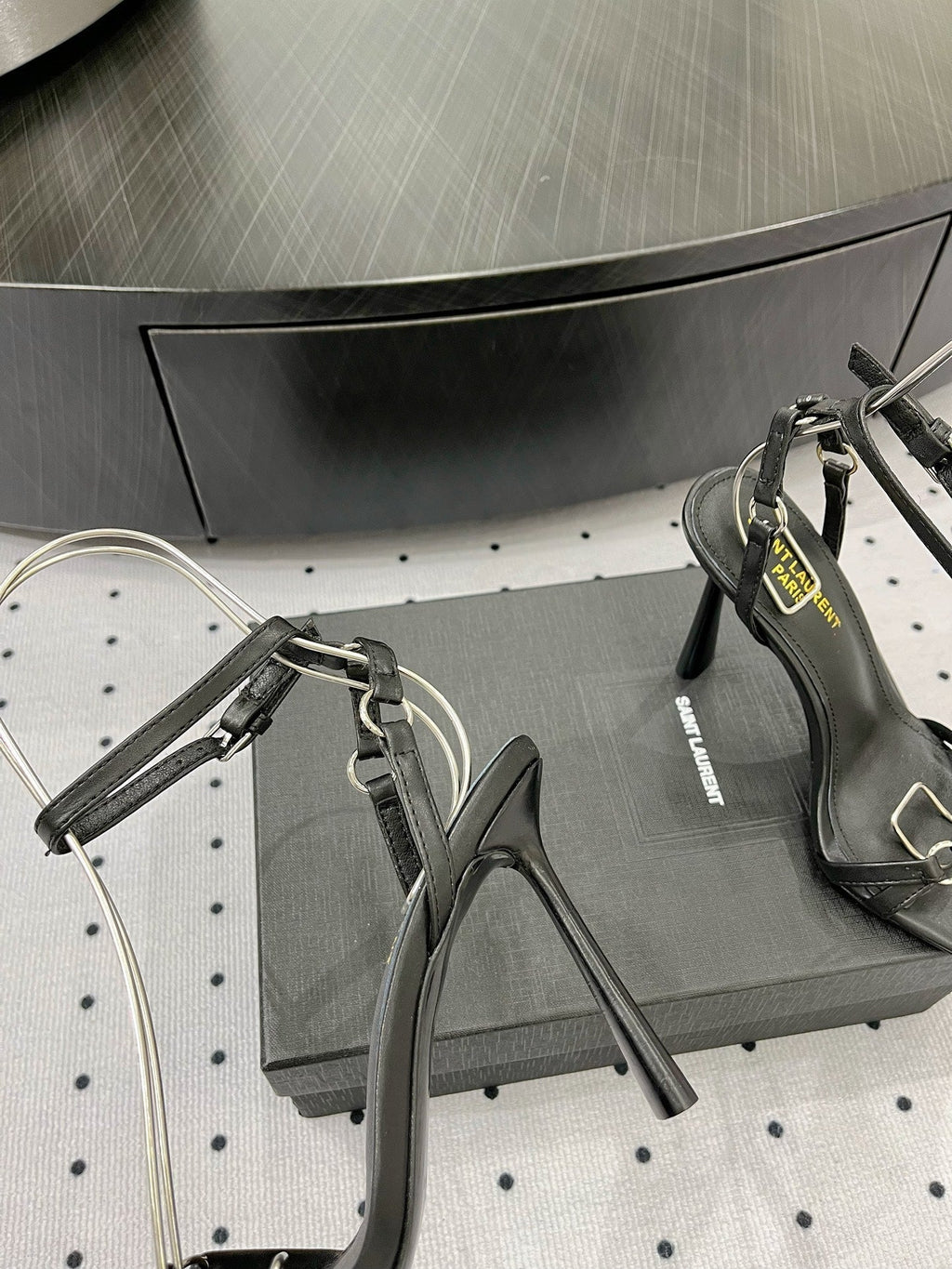 SL ANKLE-BUCKLE HEELED SANDALS BLACK CALFSKIN