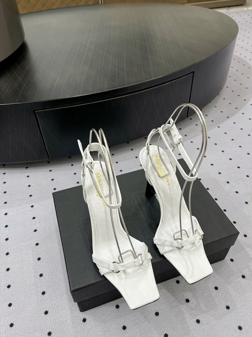 SL ANKLE-BUCKLE HEELED SANDALS WHITE CALFSKIN