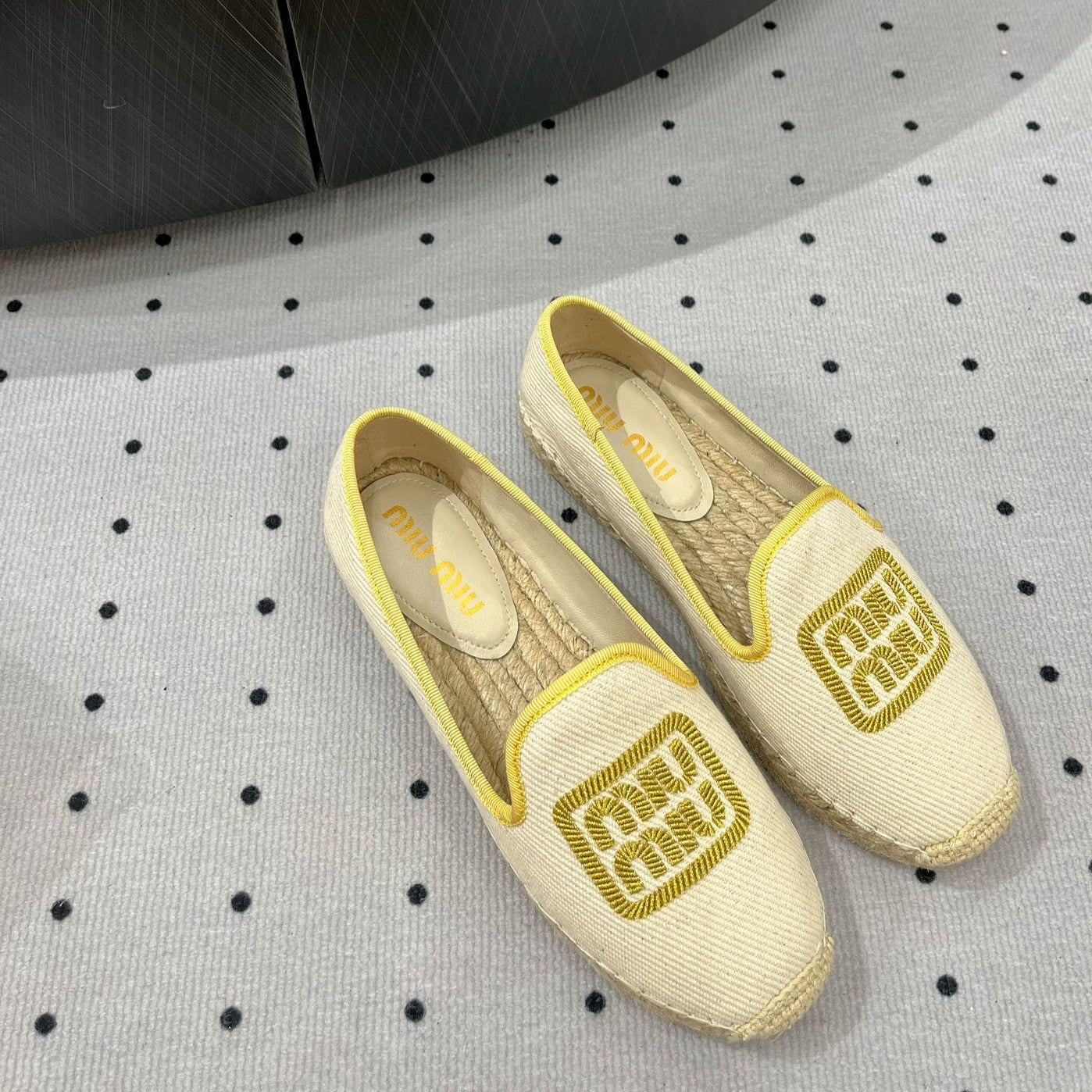 Loafer Shoes Ivory With Yellow Border Fabric Linen
