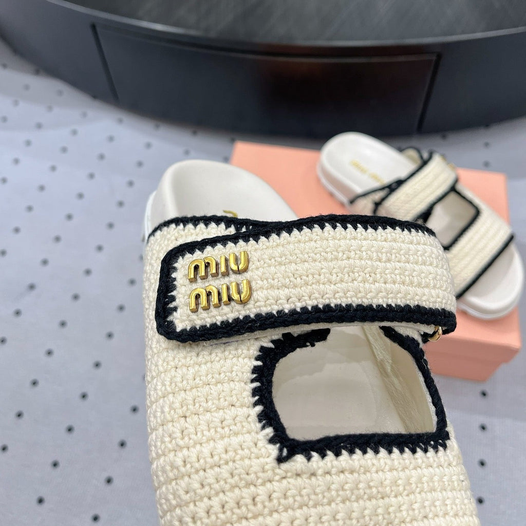 Sandals Ivory With Black Border Fabric