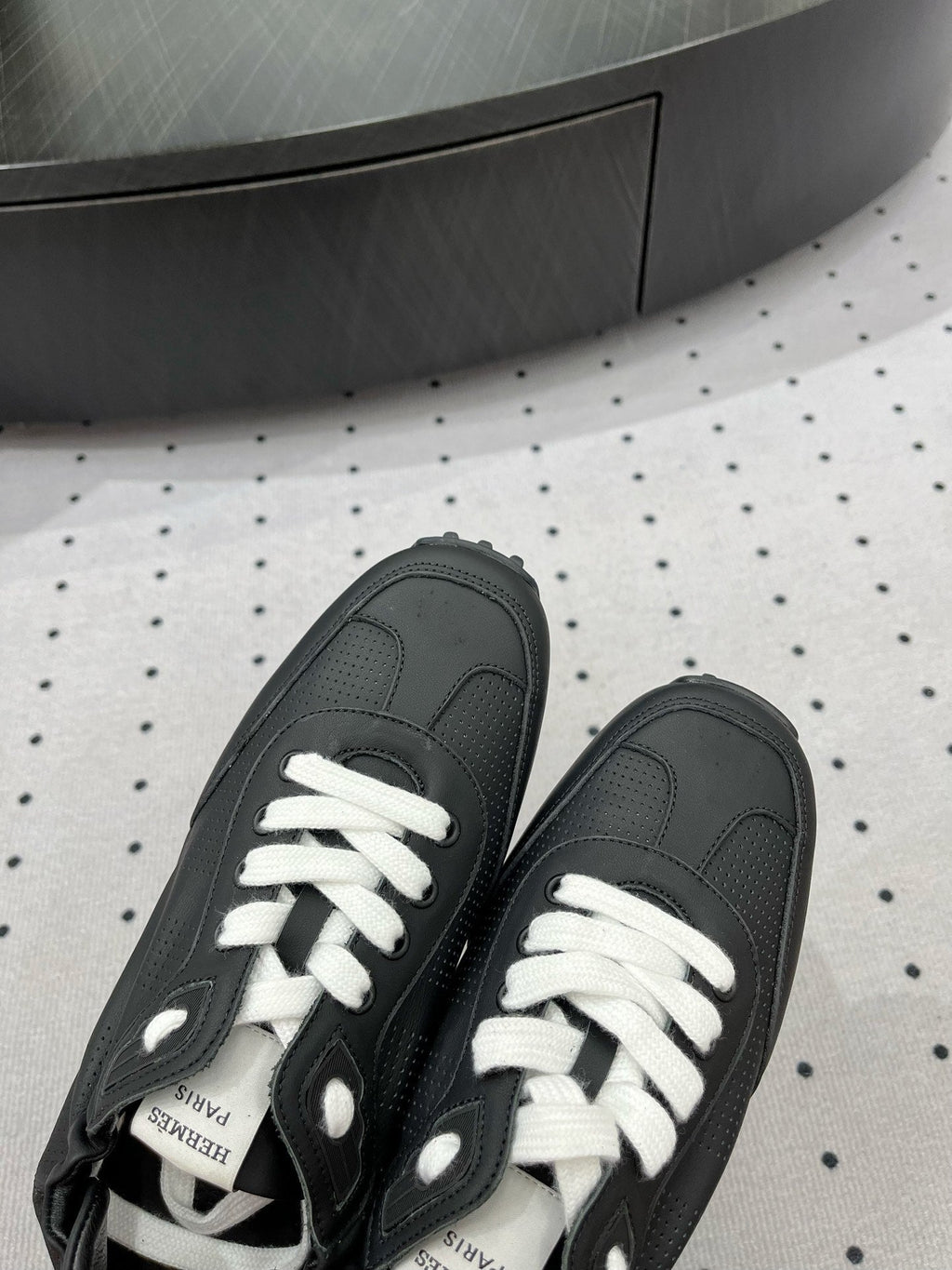 TRAIL SNEAKER IN BLACK CALFSKIN