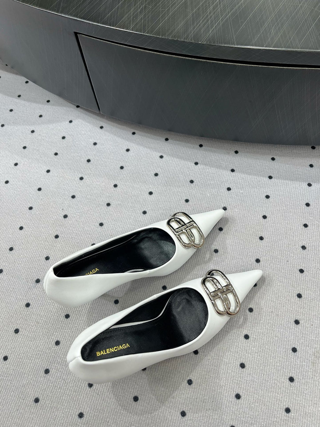 HEELED PUMPS 65 MM IN WHITE GLOSSY CALFSKIN SILVER HARDWARE