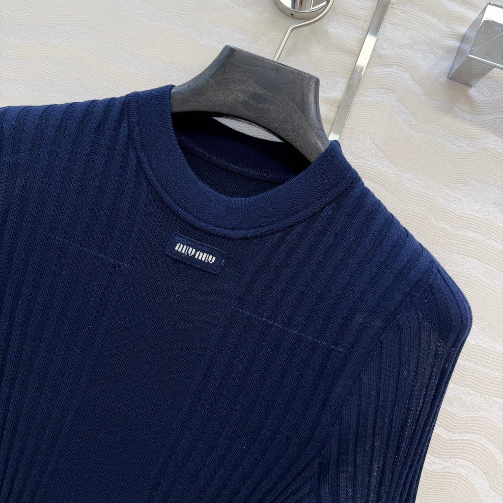 MIUMIU SHORT-SLEEVE SWEATER STYLE 839