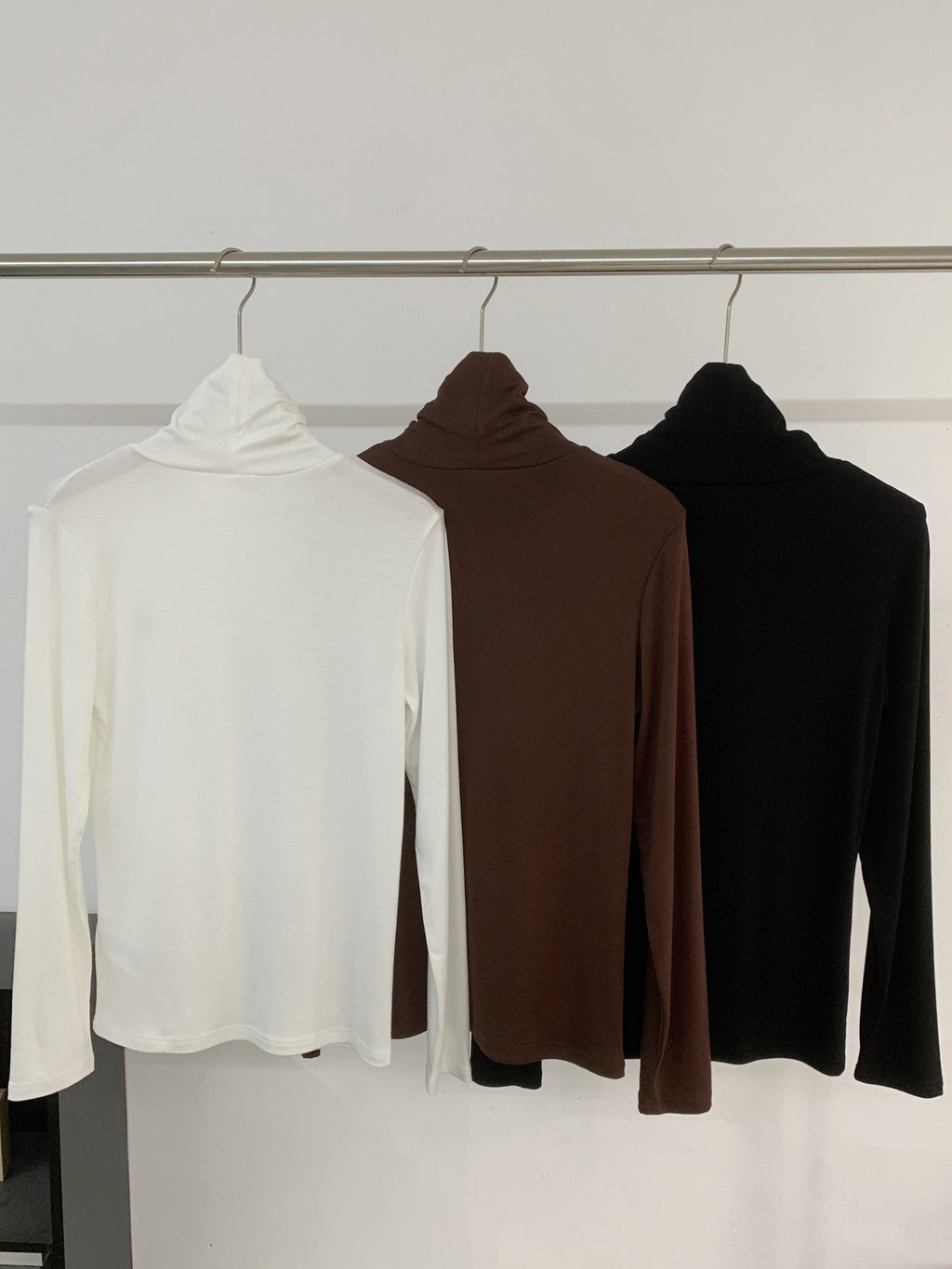 CELINE 25S EMBROIDERED LONG-SLEEVE T-SHIRT 0037