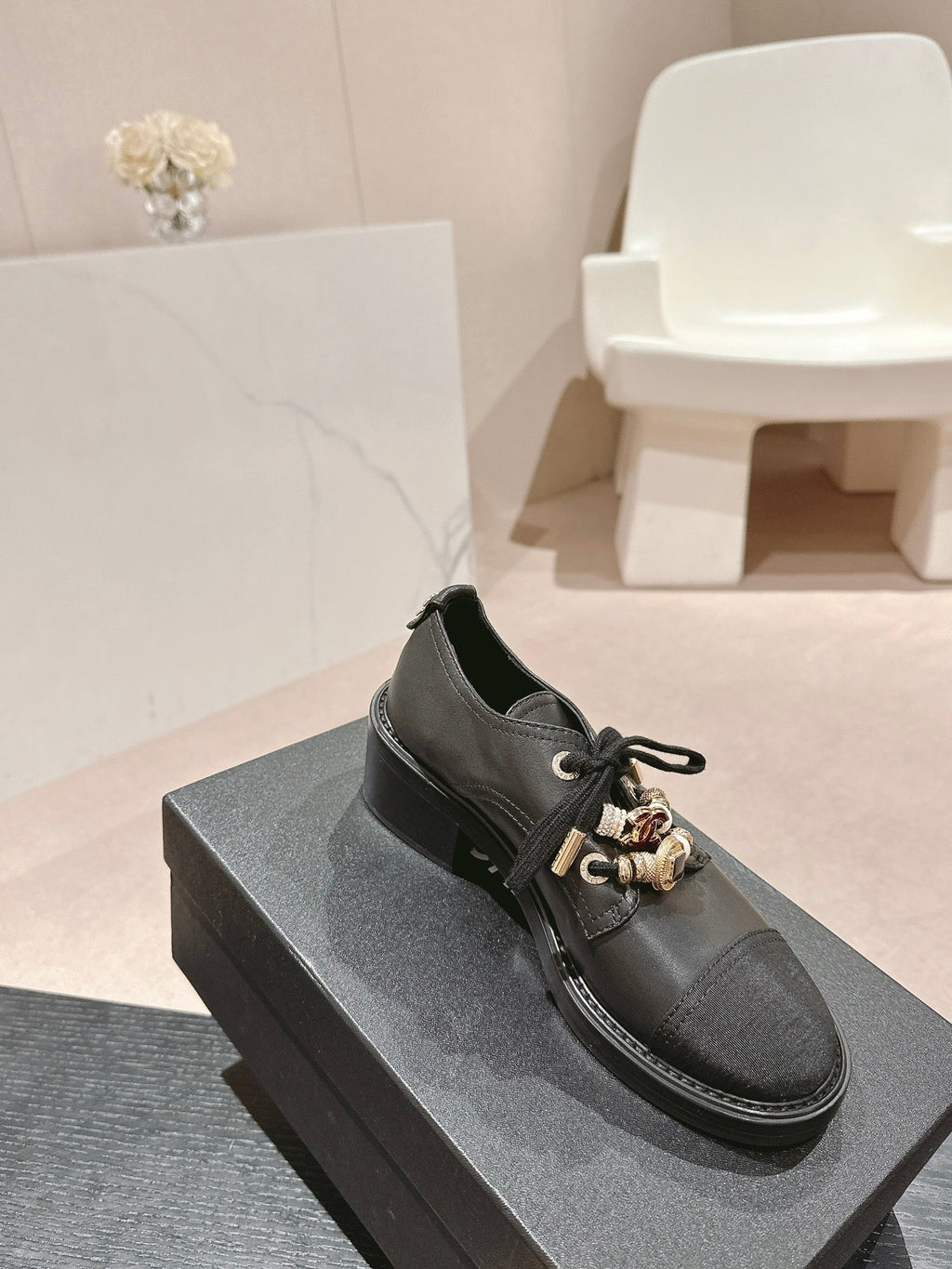 OXFORD SHOES BLACK SHEEPSKIN