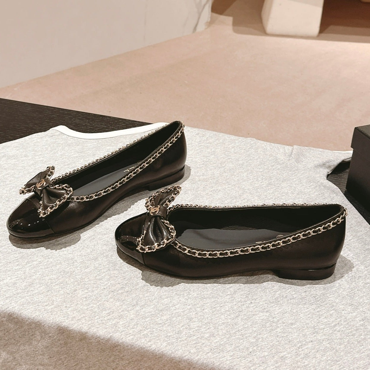 BOWKNOT BALLET FLAT IN BLACK SHEEPSKIN