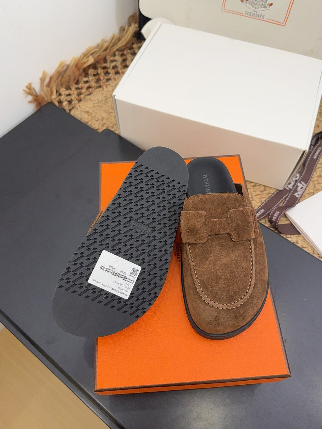 HM 25S MULE IN BROWN SUEDE