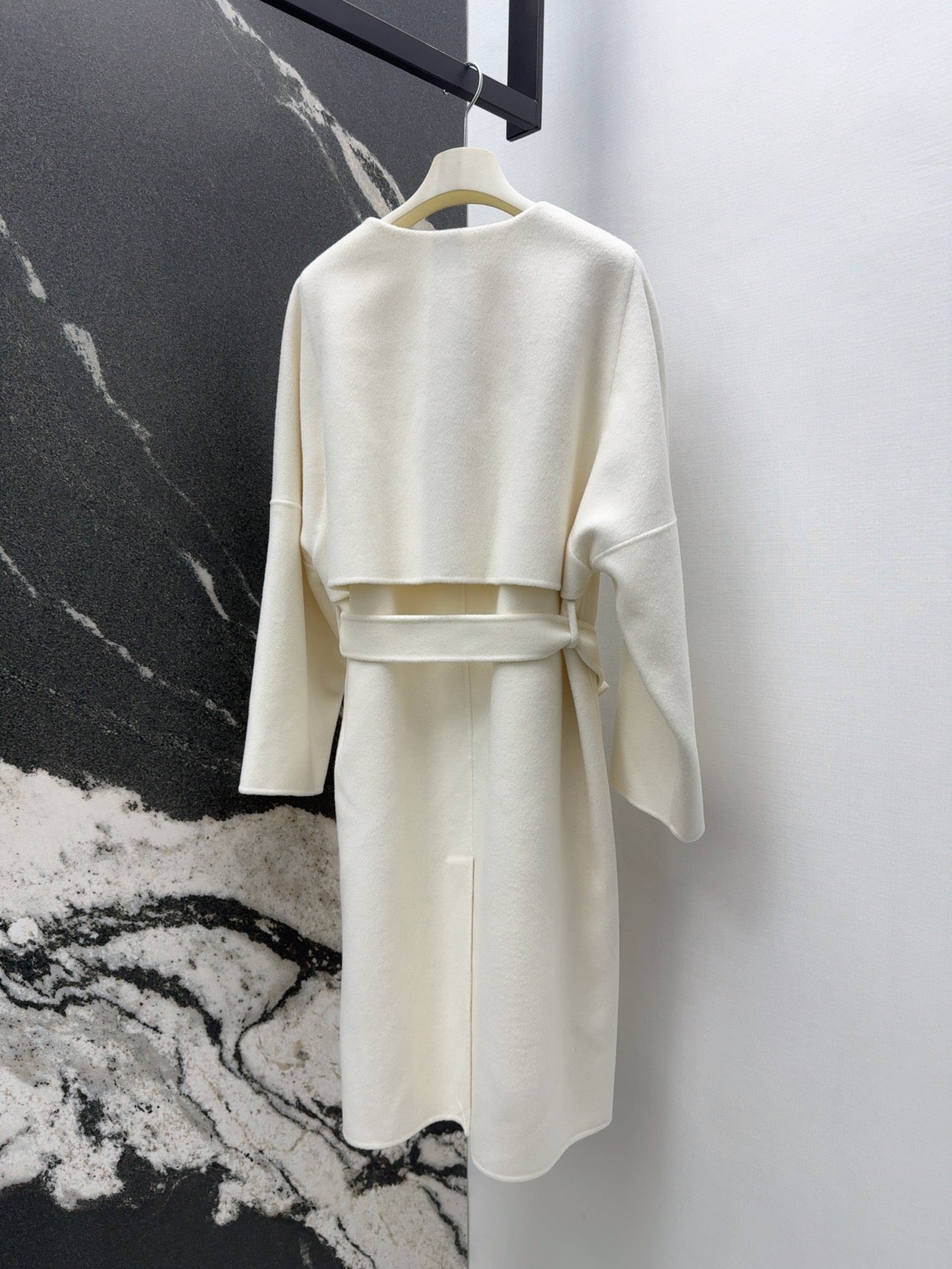 HERMES 25S LONG KNITTED COAT 214