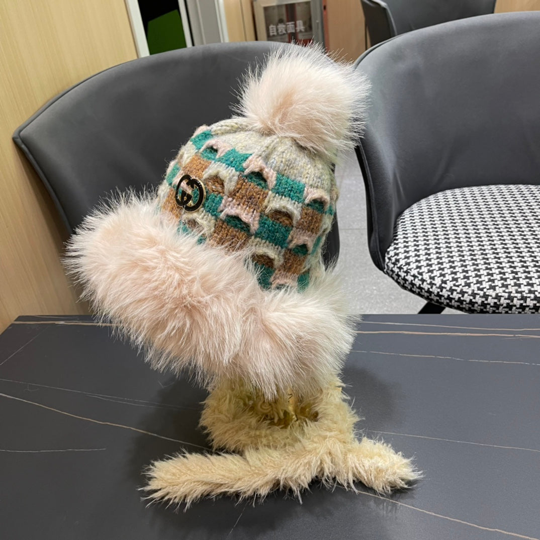 BEANIE HAT IN COLORFUL WOOL AND RABBIT FUR 392116