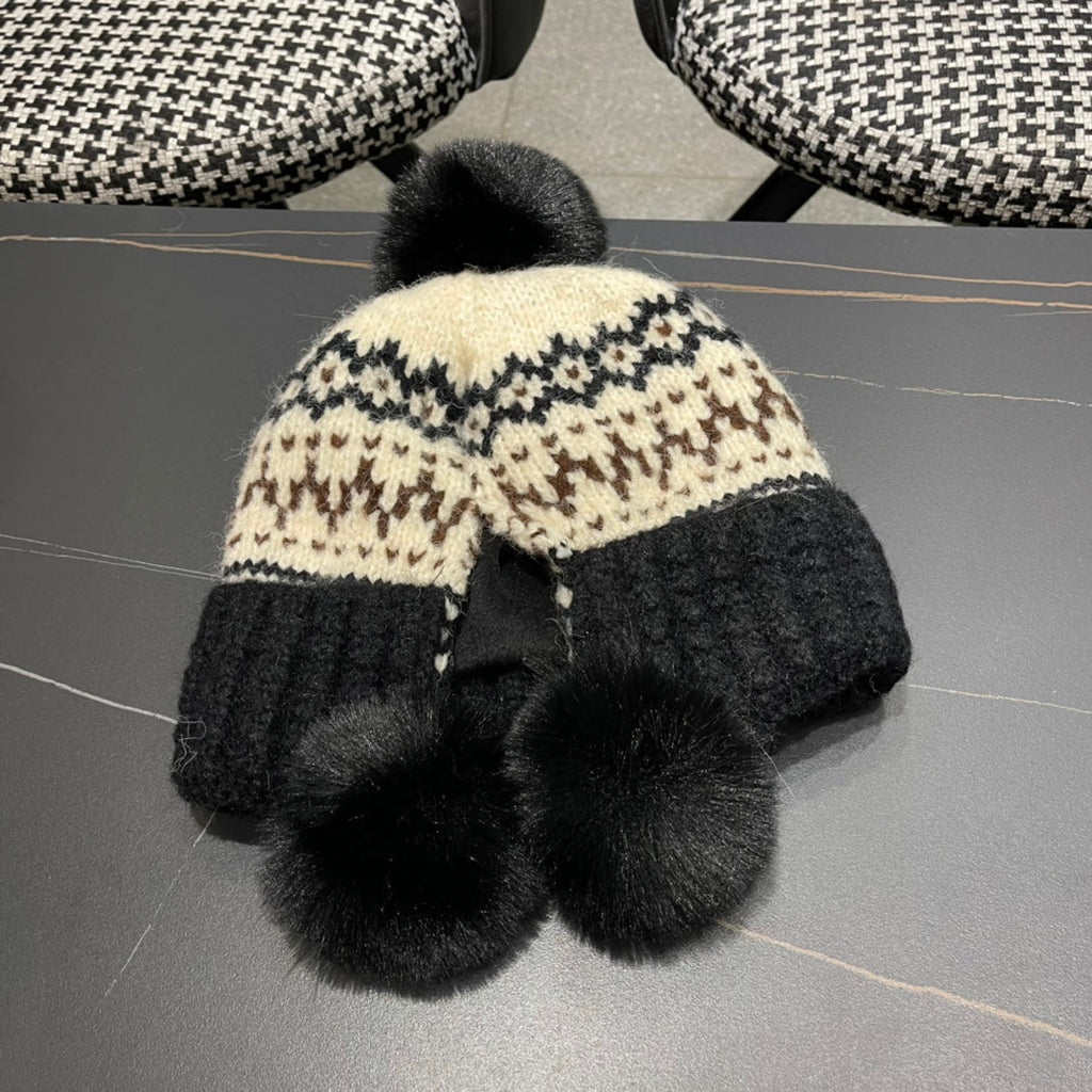 BEANIE HAT IN COLORFUL WOOL 394006